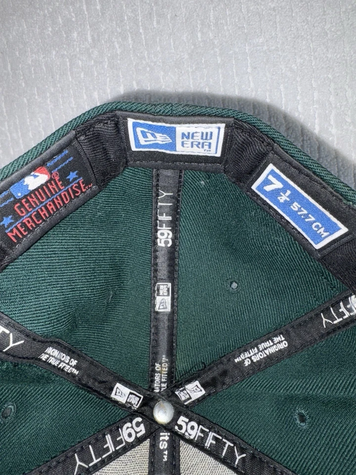 New Era Genuine Merchandise Oakland Athletics Fitted Hat Size 7 1/4 - Image 4 of 4