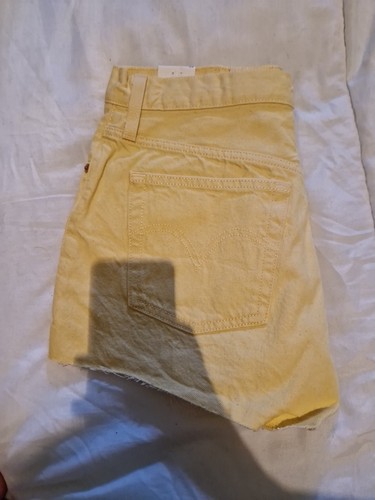 Levi's 501 pantaloncino originale denim giallo W28 nuovo con etichette - Foto 3 di 5