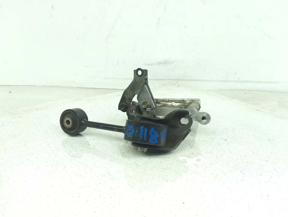 Montaje de varilla de motor Toyota Camry 1997-2003 con soporte - 3,0 L 12363-20020 Foto 3 de 4