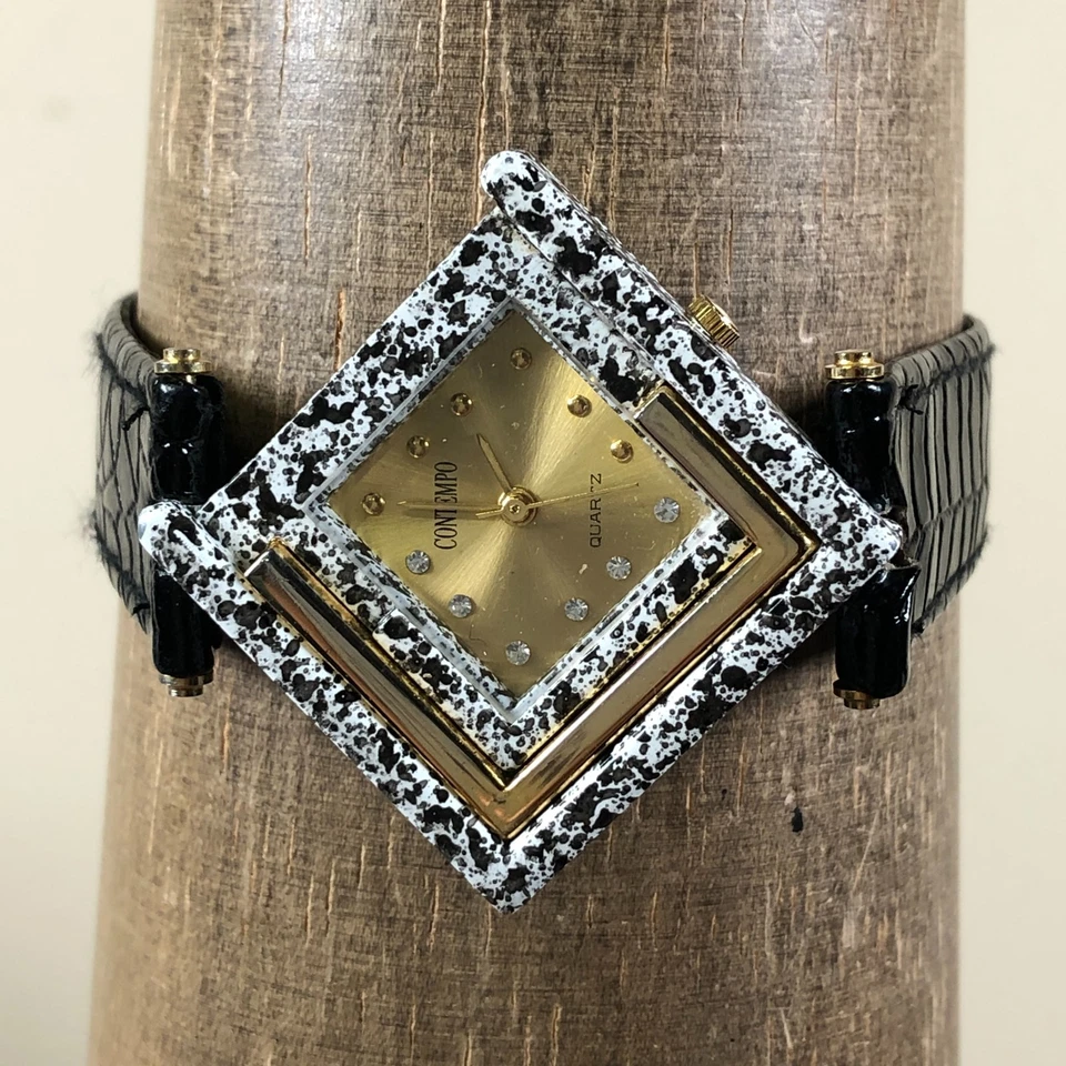 Reloj analógico de cuarzo de cuero con detalles de diamantes Contempo para mujer 6 3/4" Foto 2 de 4