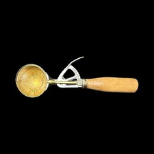 Antique Ice Cream Scoop Made In USA Size 20