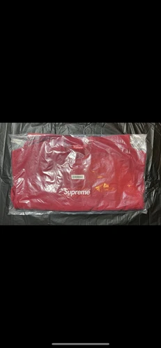 Supreme Logo boîte lavée col rond Rouge XL SS25 Neuf