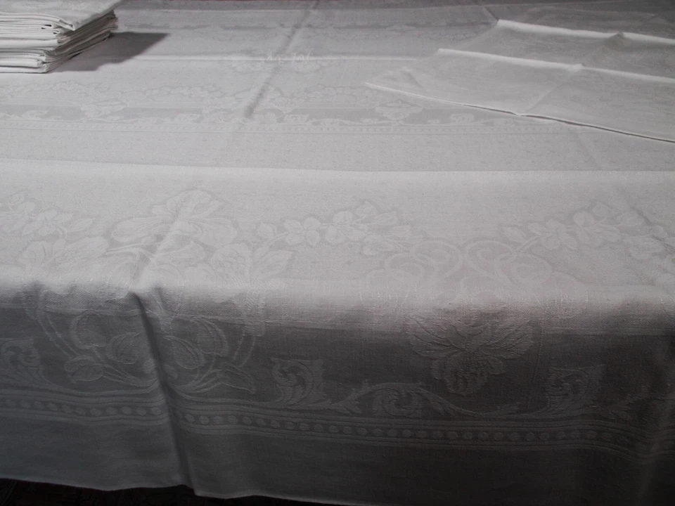 Service de table  damassé motif art-nouveau nappe 2m90 x 1m55+ 12 serviettes - Photo 3/4