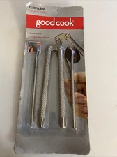 Good Cook Classic Nutcracker with Picks zao