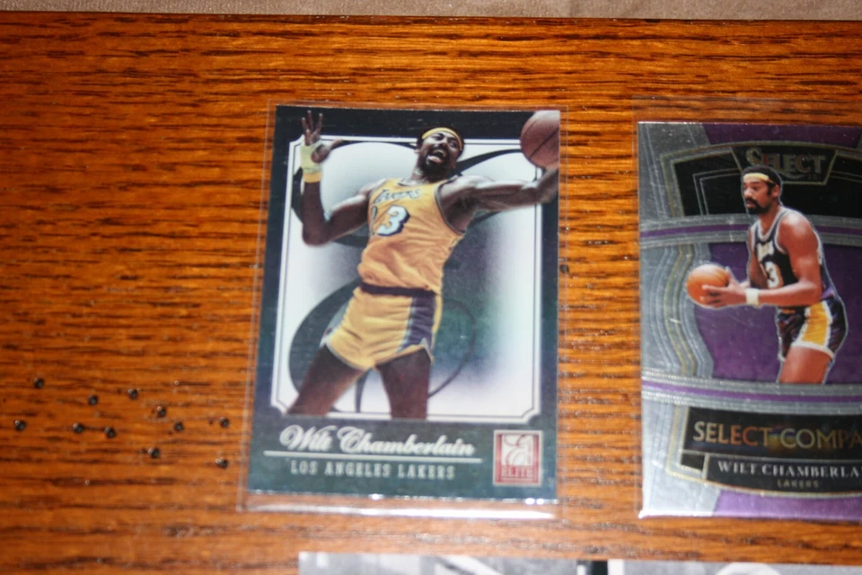 WILT CHAMBERLAIN OVER BILL RUSSEL 照片和卡片收藏 全新 非常优秀 — 第 3/4 张图片