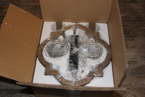 PAIR! Wood & Black Geometric Quatrefoil Farmhouse Wall Sconce Light Fixtures NIB - Picture 5 of 6
