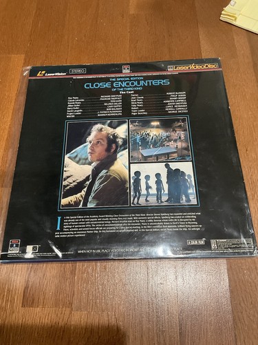Close Encounters Of The Third Kind - Special Edition Laserdisc Movie - Picture 2 of 2