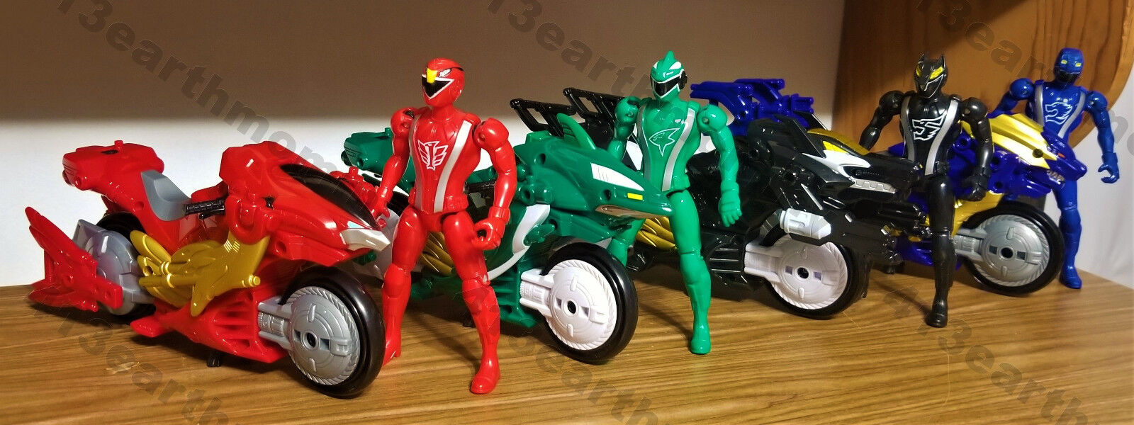 Power Rangers RPM "4 Racing Performance Cycles" (Complete)