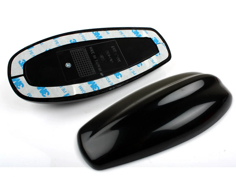 ANTENA FICTICIA AÉREA ESTILO TIBURÓN JAGUAR NEGRA ABS Foto 2 de 3