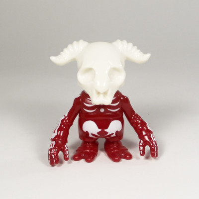 SECRET BASE x BALZAC×DefCult フィギュア Secret Base x Balzac Skullmerry Fight Figure Red 4.5
