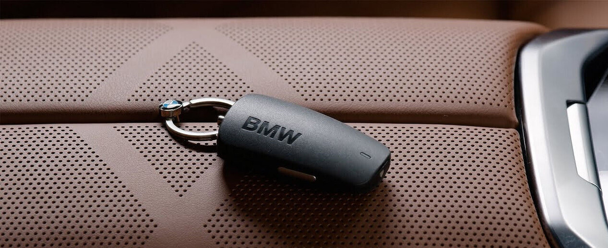 Genuine BMW BMW SIM Reader for personal eS 84105A48C11 | eBay