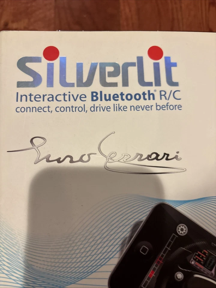 SilverLit Bluetooth interativo R/C Enzo Ferrari vermelho - Novo - Imagem 2 de 4