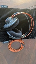 AKG K712 PRO Dynamic Reference Studio Open-Back Over-Ear Wired Black Headphones