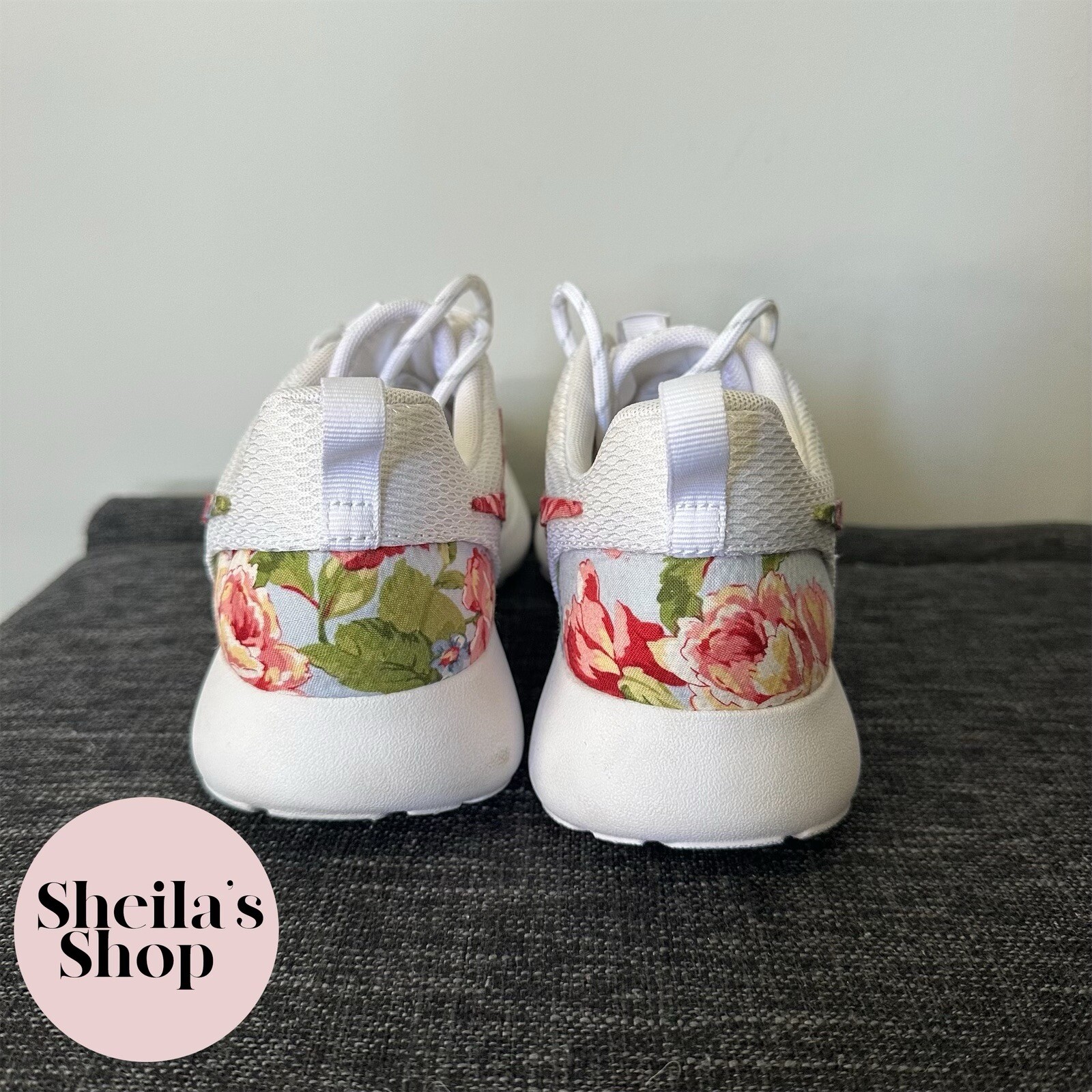 Nike Roshe One White Custom Floral Sneakers Women’s Size 6.5