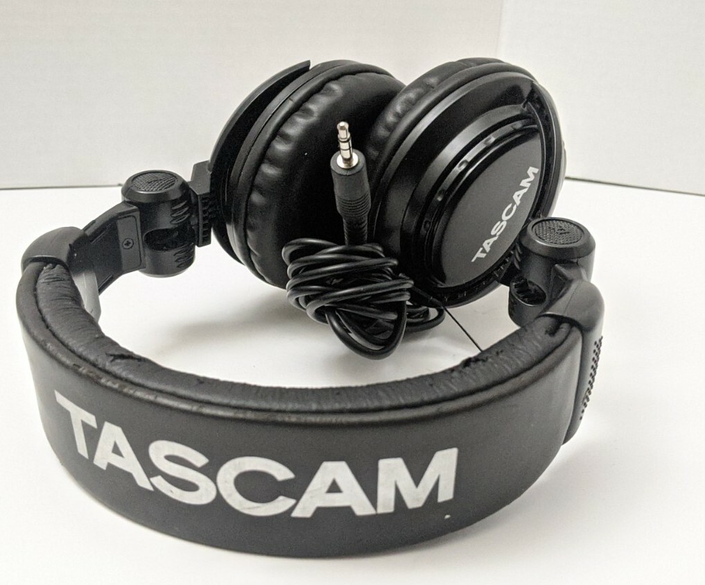 Tascam TH-02 Closed Back Studio Headphones - Black 43774030071| eBay