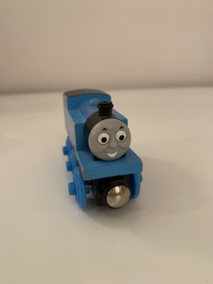 brio thomas the tank