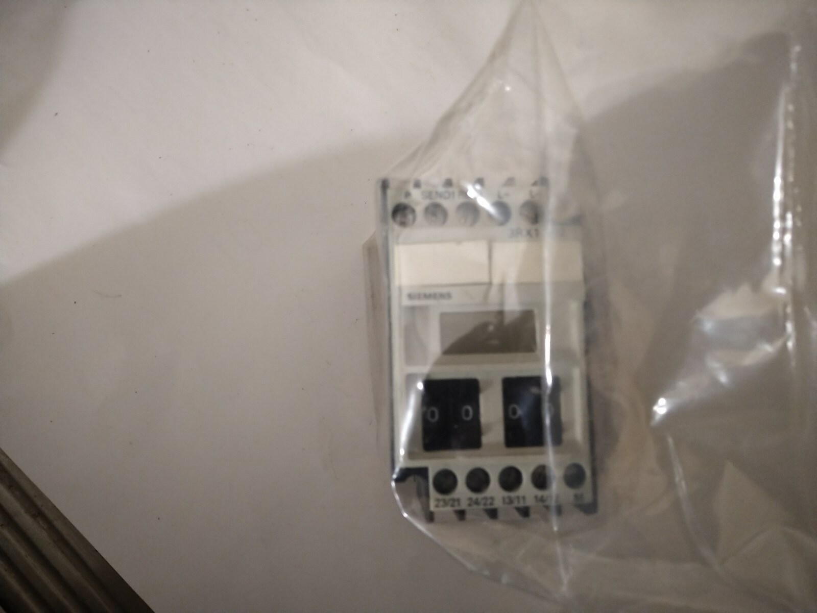 Siemens 3RG6043-3MM00 ultrasonic sonar sensor controller