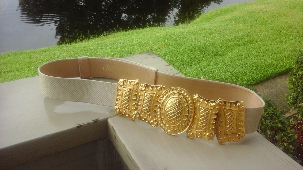 80s vtg Alexis Kirk • Red Karung Snake Statement Belt Vintage Alexis Kirk Belts - 8 For Sale at 1stDibs | alexis  main image 3