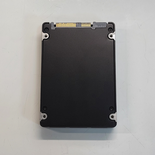 Samsung MZILT960HAHQ-000G1 960GB 2.5" SAS 12.0Gb/s SSD NETAPP 520 Byte Format - 第 6/6 張圖片