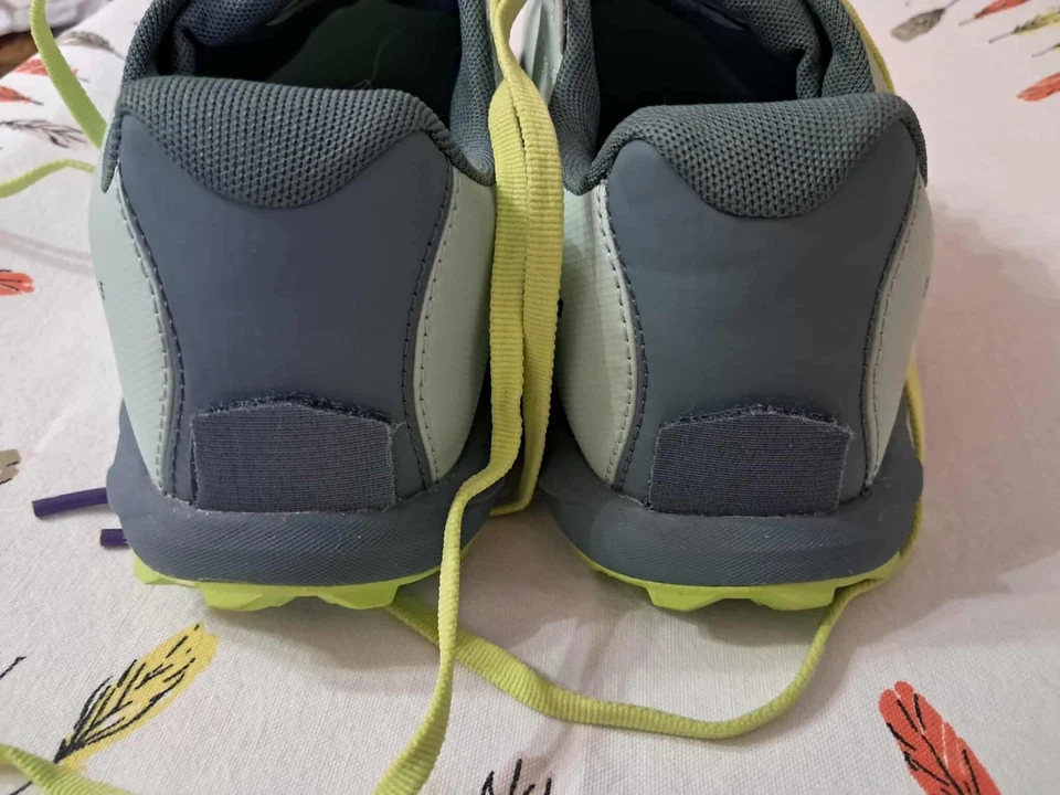 Zapatos deportivos con cordones Altra Superior 5 para mujer talla 10,5 (gris/como nuevos) Foto 4 de 4