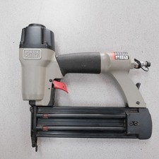 Brad Nailer Porter Cable BN200A Pneumatic 3/4" 2" 18-Gauge WORKS WELL FREE SHIP