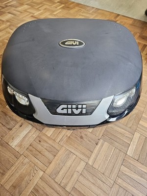 Givi E55 Topbox, Halterungen und Platte