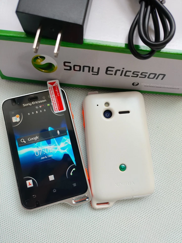 Original Android Phone ST17 Sony Ericsson Xperia active ST17i 3G GPS WiFi GOOD - Image 3 of 4