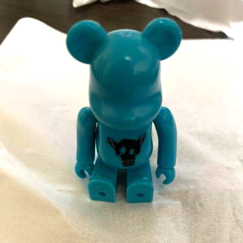 Bearbrick Stussy Futura Novelty Rare 2008 Limited 100% BE Bearbrick Stussy Futura Novelty Rare 2008 Limited 100% BE
