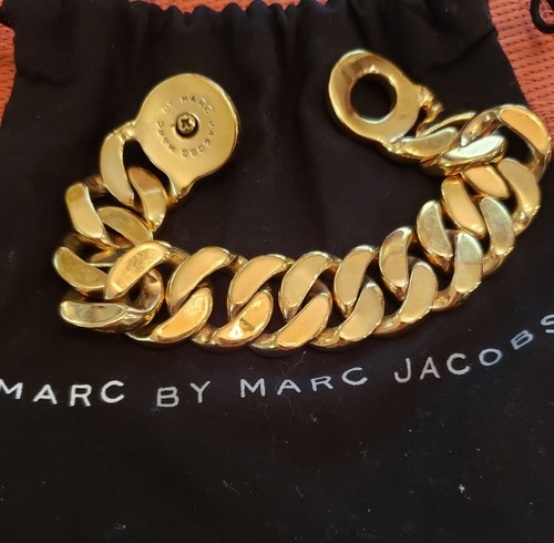 Marc Jacobs Thick Rose Gold Turn Knob Bracelet - Picture 3 of 4