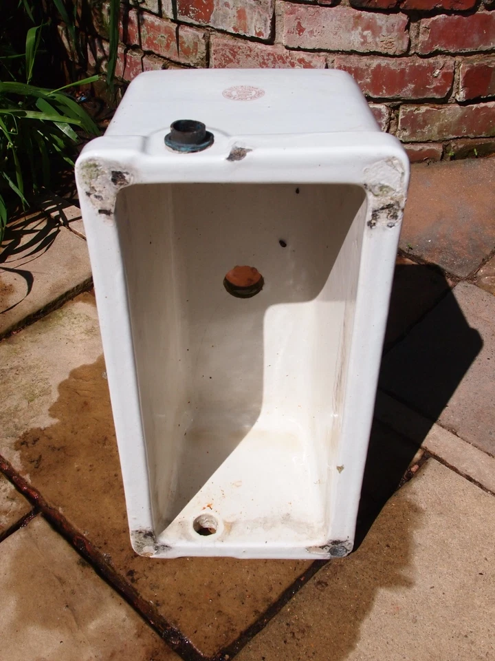 Genuine Victorian High Level Toilet Cistern or Garden Planter - Image 3 of 4