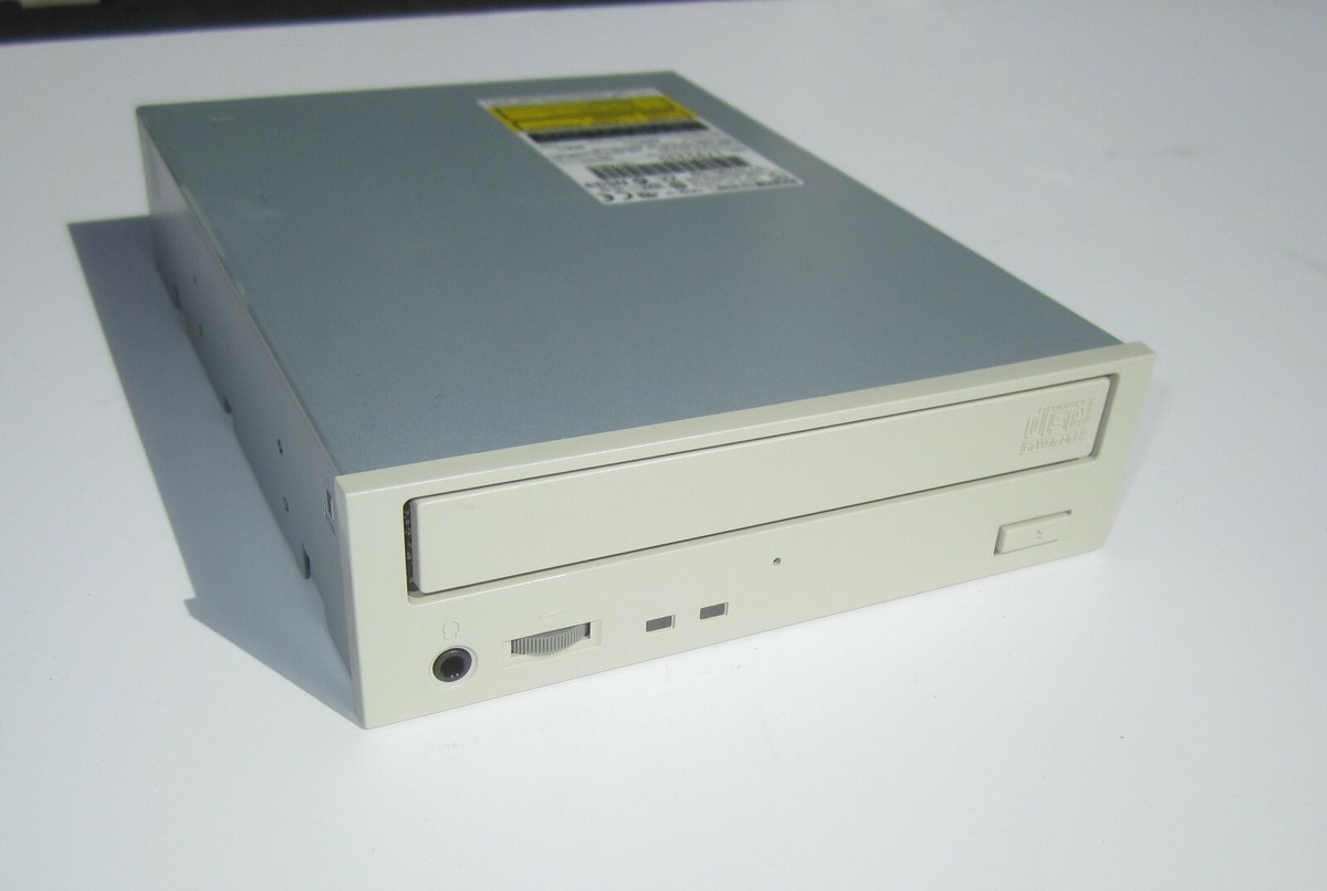 TEAC CD-W58E IBM 06P5156 / 06P5157 8X 4X 32X IDE / PATA INTERNAL