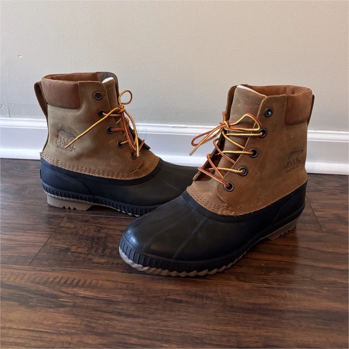 Sorel Men's Cheyanne II Boots Size 10 Brown Leather Duck Waterproof Insulated