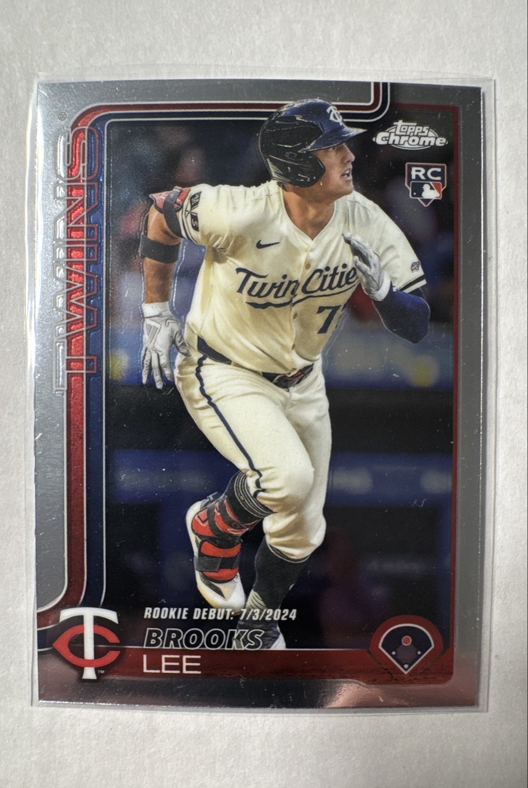 2025 Topps Chrome Update Series - Rookie Debut Brooks Lee #USC6 (RC)