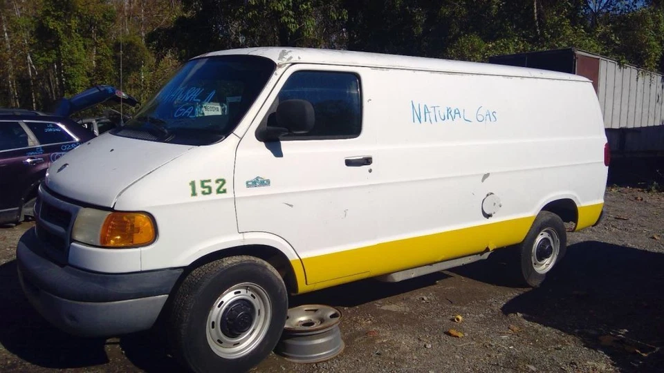 Passenger Right Headlight Fits 98-03 DODGE 1500 VAN 1172392 - Image 2 of 4