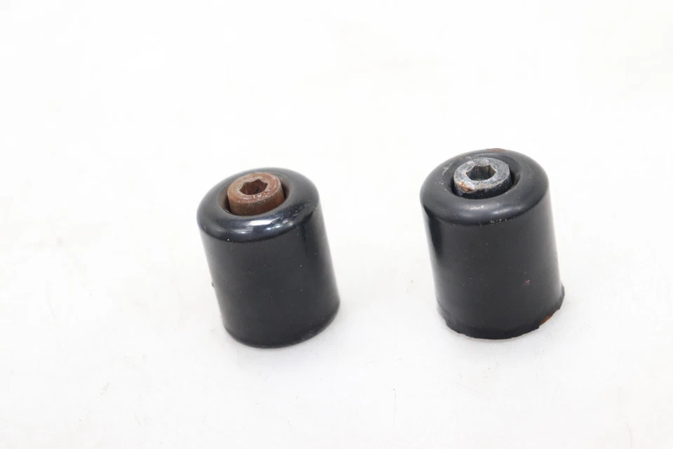 11-15 KAWASAKI NINJA ZX10R OEM HANDLEBAR END CAPS WEIGHTS - Image 2 of 4