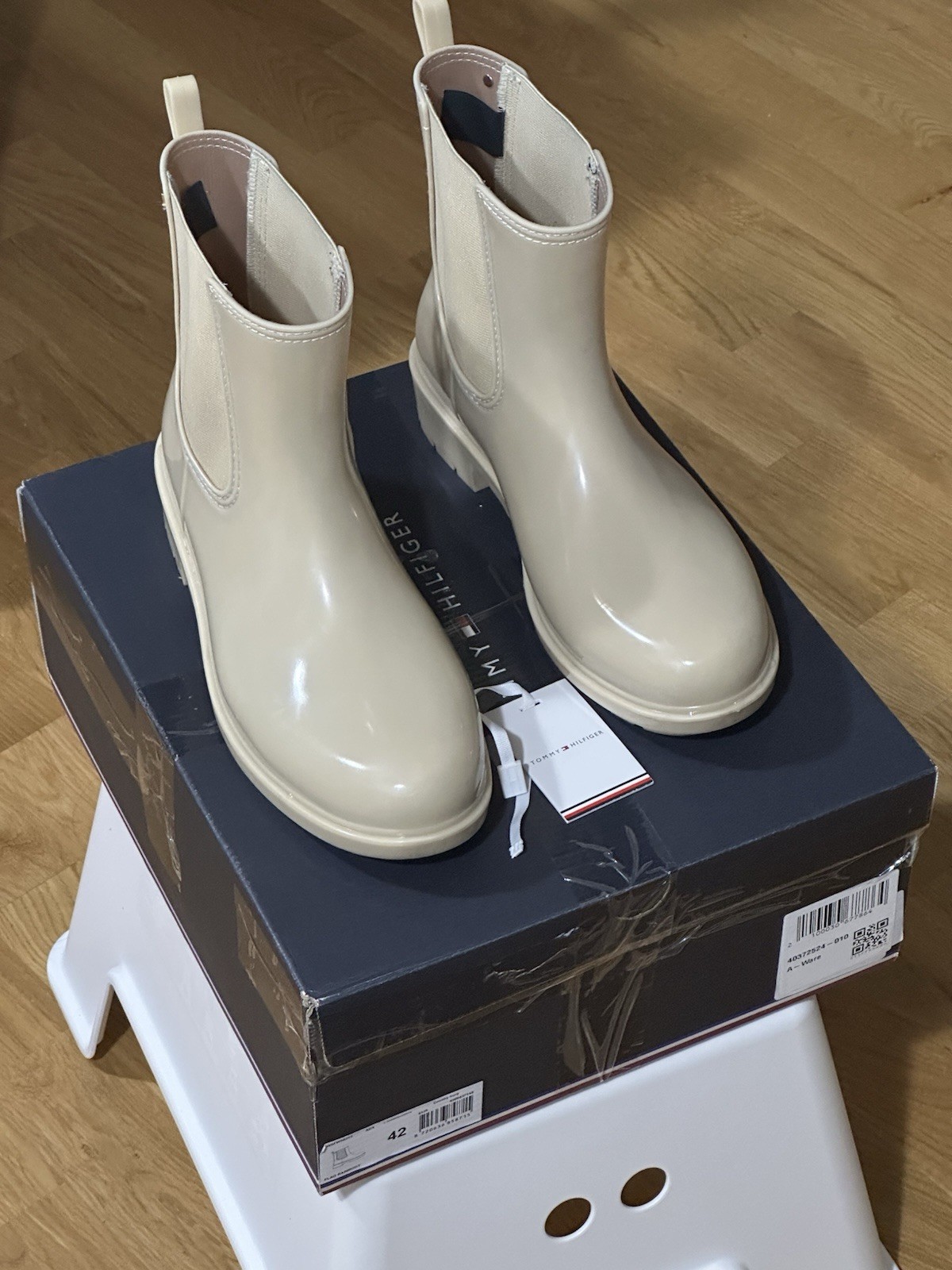 Tommy Hilfiger Essential Rainboot White Beige Disposable 42 With Box NP.99
