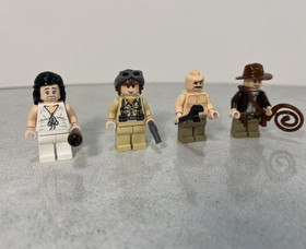 Lego Fight on the Flying Wing 7683 Indiana Jones Raiders of the Lost Ark Set