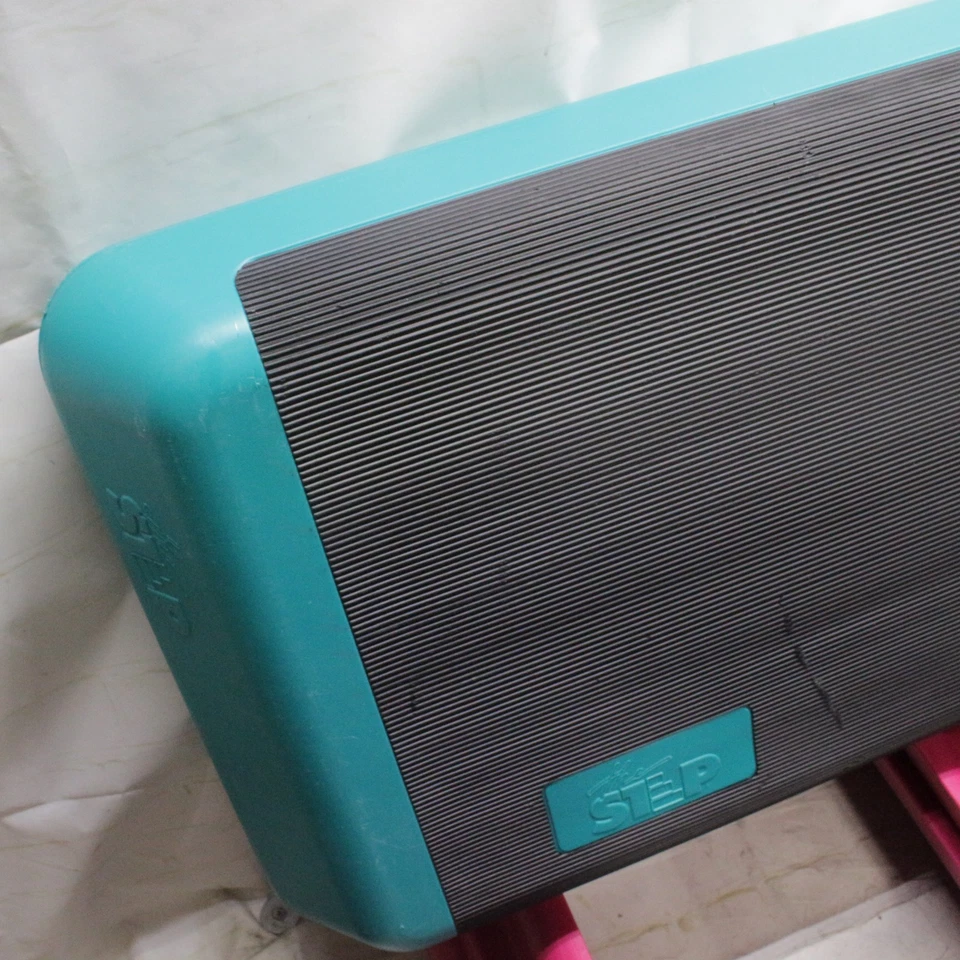 Plataforma de ejercicio aeróbico The Original STEP 4 elevadores entrenamiento excelente 42 pulgadas Foto 3 de 4