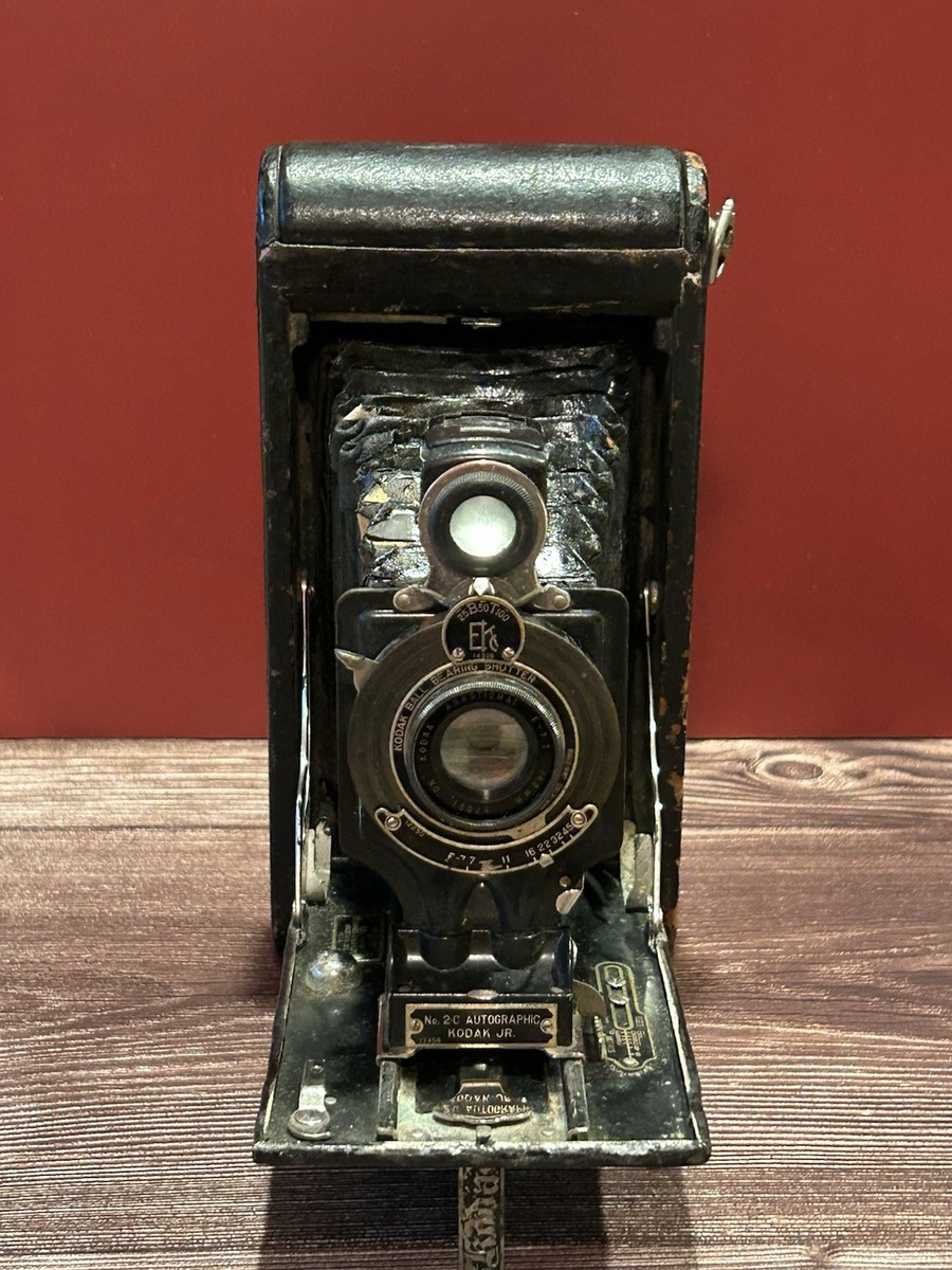 No. 2C Autographic Kodak Jr. Folding Camera w/ Ball Bearing Lens