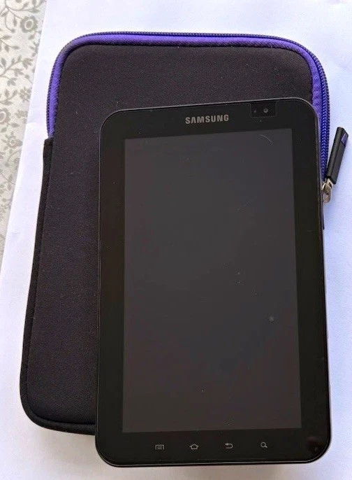 Samsung Galaxy Tab GT-P1000 7in 16GB White Wi-Fi+3G Unlocked Case Cable bundle, photo 1 of 4