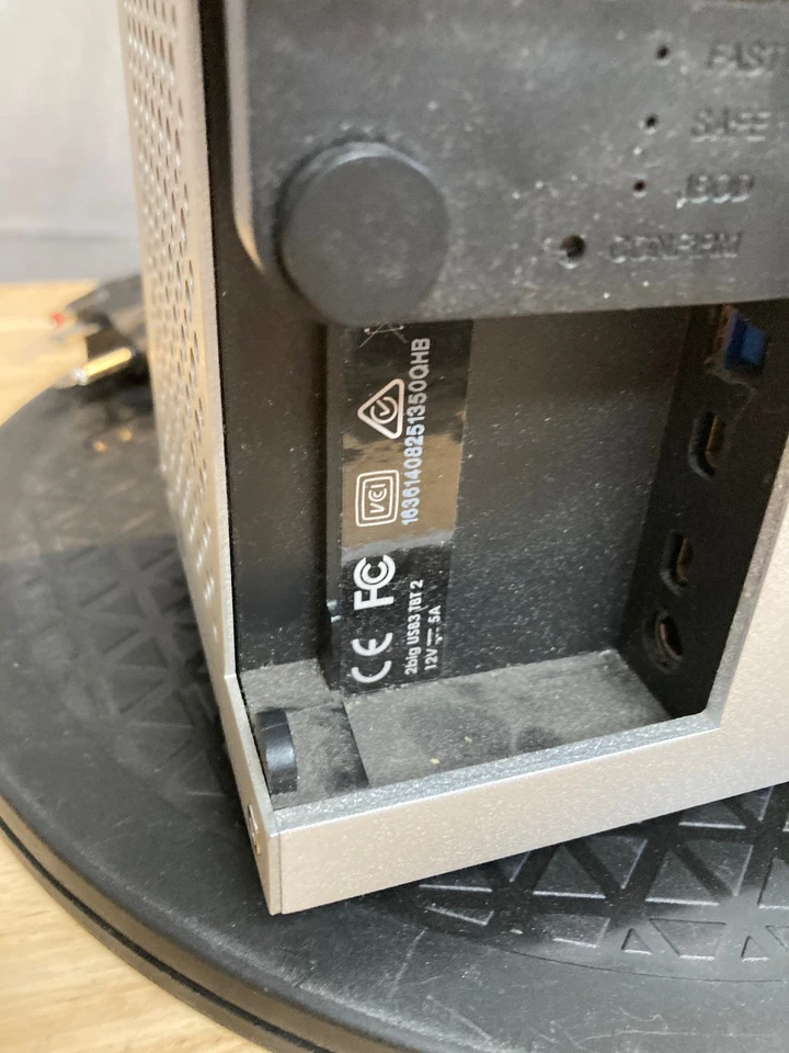 LACIE 2BIG 3.5" EXTERNAL HARDDRIVE THUNDERBOLT 2 2BIG USB 3.0 TBT 2 NO HDDs - Image 4 of 4