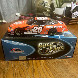 Tony Stewart 2003 #20 1:24 Chevy Monte Carlo Key