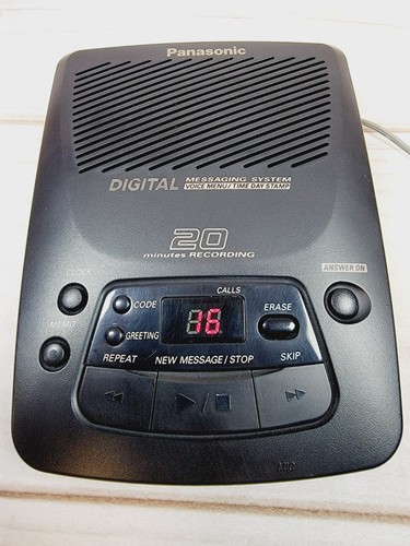 Panasonic KX-TM85-B Black Digital Telephone Answering System With AC Adapter - Photo 2/12