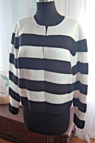 ELLE Women's X-LARGE  BLACK & WHITE STRIPE CARDIGAN SWEATER  SOFT NEW