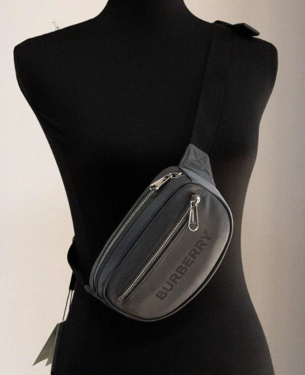 Burberry fanny pack clearance women's