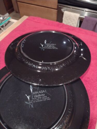 2 - Mikasa Galleria Opus Black Calla Lily 11" Dinner Plates - Picture 7 of 7