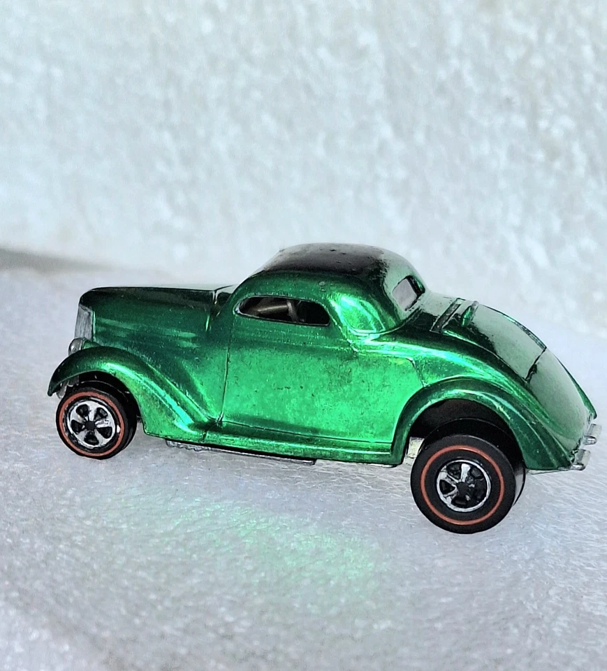 HOT WHEELS 1969 CLASSIC 35 FORD СВЕТЛО-ЗЕЛЕНЫЙ ПОЧТИ КАК НОВЫЙ - Изображение 3 из 4