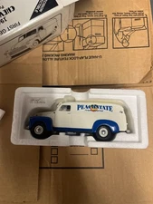 First Gear New 1/34 Scale 1949 Chevrolet Peachstate Motorsports Truck #19-1419