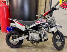 Stomp Juicebox 110cc Pit Bike