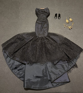 Fashion Royalty Doll | eBay